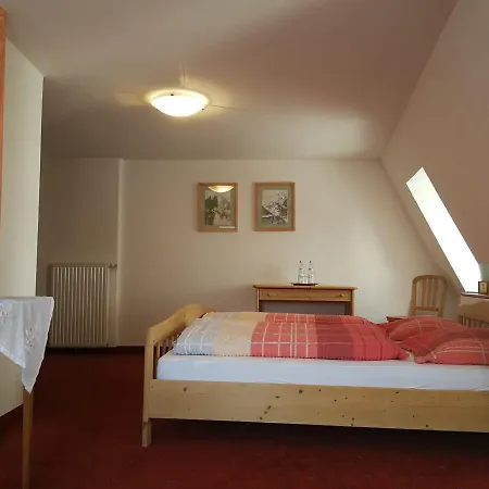 Gasthaus Weisskugel Herberg *