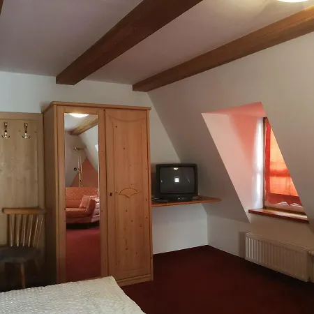 Gasthaus Weisskugel * Mals